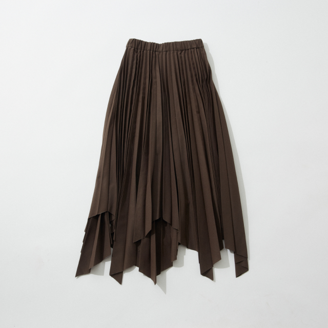 STAR CUT PLEATED SKIRT