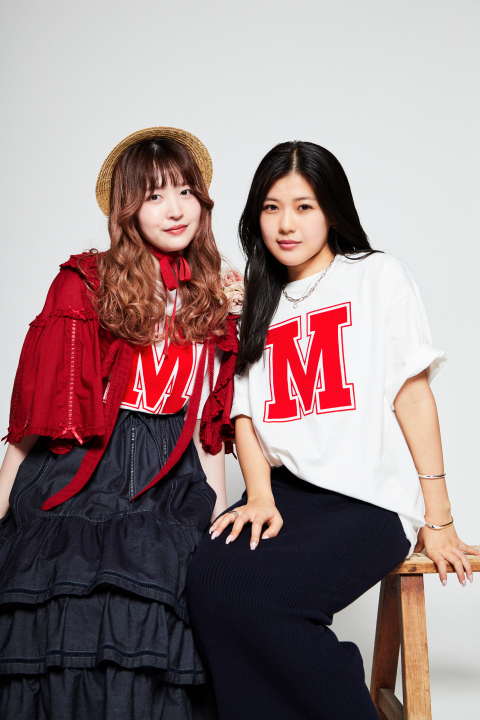 Style worn by MELROSE STAFF